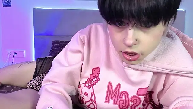 Alex Vallley online show from 03-06-26, 11:01