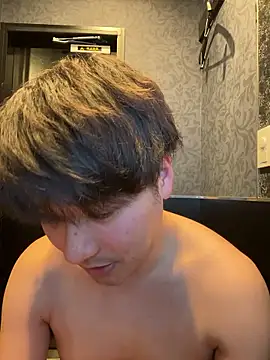 waka3232 online show from 12-05-25, 01:42