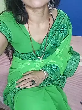 Cute-Zarina online show from 10-20-25, 05:46