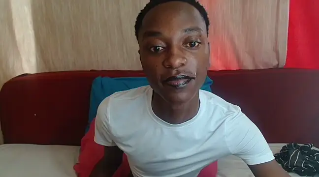 Snapshot of DarkTwink20 chatting on 03-18-25, 09:52 DarkTwink20 online show from 03-18-25, 09:52