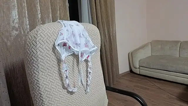 Snapshot of Wane_Witch chatting on 09-14-25, 05:45 Wane Witch online show from 09-14-25, 05:45