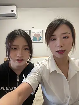 Snapshot of TOP_yoyo chatting on 12-16-25, 09:58 TOP yoyo online show from 12-16-25, 09:58