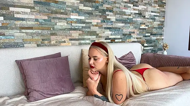 Aurora 5 online show from 02-14-26, 01:30