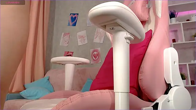 Cassie Scott online show from 03-14-25, 06:21