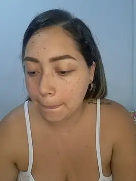 Snapshot of heidy_johns chatting on 10-05-25, 11:46 heidy johns online show from 10-05-25, 11:46