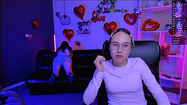 mona cloud online show from 03-10-26, 08:14