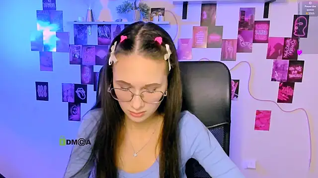 Snapshot of mona_cloud chatting on 04-29-26, 07:42 mona cloud online show from 04-29-26, 07:42