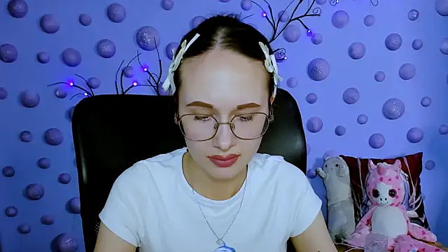 Snapshot of mona_cloud chatting on 05-03-26, 07:53 mona cloud online show from 05-03-26, 07:53
