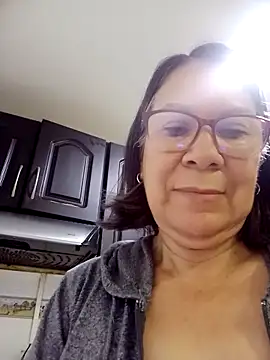 victoria wayne online show from 04-19-26, 09:19