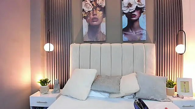 GiannaColling1 online show from 10-26-25, 02:56