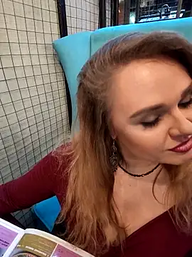 Snapshot of Juicy_PeachLux chatting on 09-12-25, 03:56 Juicy PeachLux online show from 09-12-25, 03:56