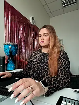 Snapshot of Juicy_PeachLux chatting on 12-03-25, 09:40 Juicy PeachLux online show from 12-03-25, 09:40