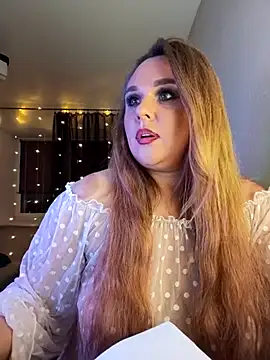 Snapshot of Juicy_PeachLux chatting on 12-18-25, 05:08 Juicy PeachLux online show from 12-18-25, 05:08