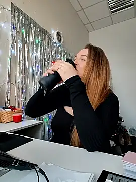 Snapshot of Juicy_PeachLux chatting on 01-11-26, 06:51 Juicy PeachLux online show from 01-11-26, 06:51