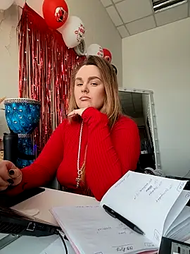 Juicy PeachLux online show from 03-05-26, 06:42