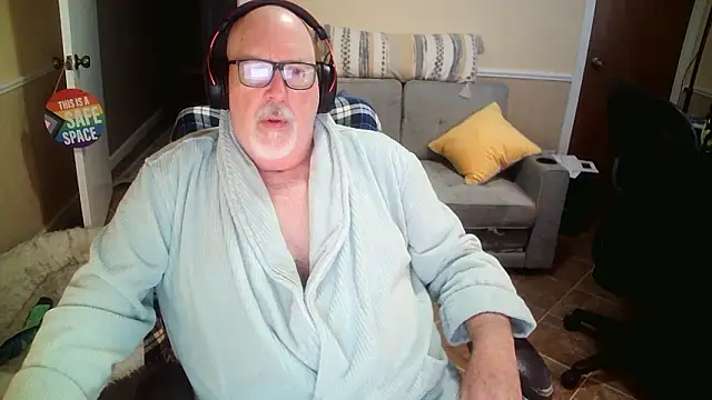 superbearboss online show from 01-18-26, 03:49