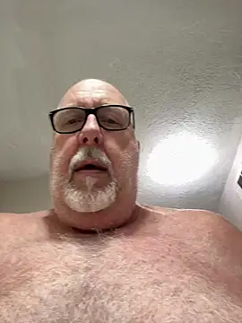 superbearboss online show from 02-15-26, 09:33