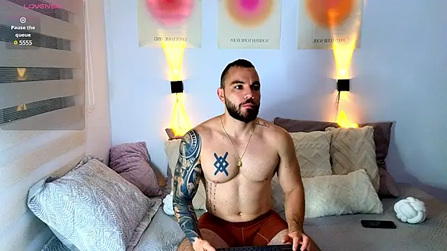 Isaac Carter online show from 03-11-25, 10:40