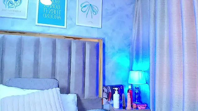 Snapshot of AvaX_777 chatting on 06-26-26, 05:39 AvaX 777 online show from 06-26-26, 05:39