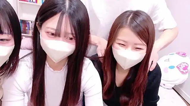 Snapshot of Rodrigues_Lucas chatting on 10-07-25, 11:29 Rodrigues Lucas online show from 10-07-25, 11:29