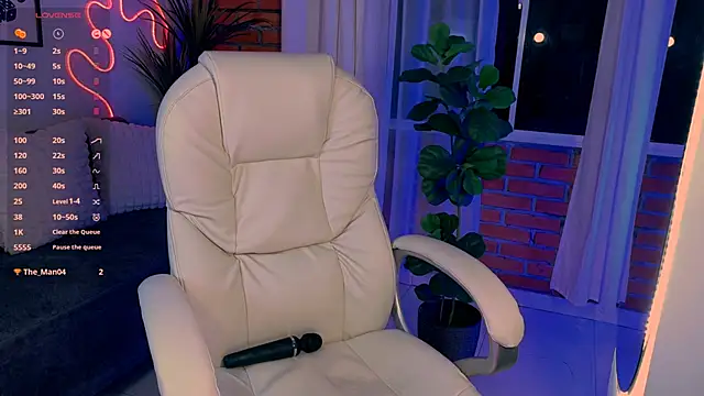 Snapshot of beautifulchleo chatting on 03-20-25, 03:02 beautifulchleo online show from 03-20-25, 03:02