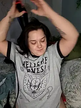 Saucy-Serenity online show from 01-08-26, 07:49