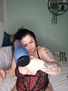 Saucy-Serenity online show from 02-13-26, 08:38