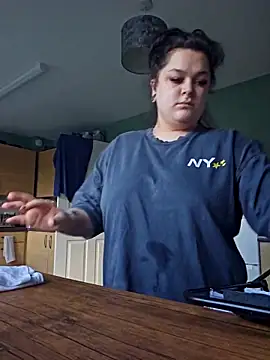 Saucy-Serenity online show from 02-28-26, 03:35