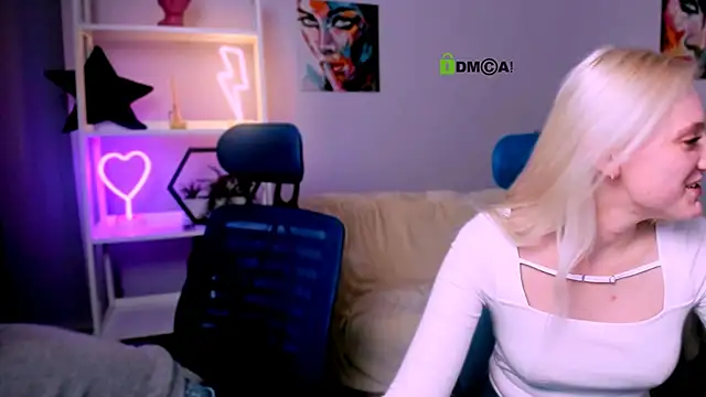 Snapshot of rubi_meow chatting on 03-12-25, 05:49 rubi meow online show from 03-12-25, 05:49