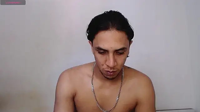 Snapshot of Monkey_uchiha777 chatting on 06-20-26, 05:05 Monkey uchiha777 online show from 06-20-26, 05:05