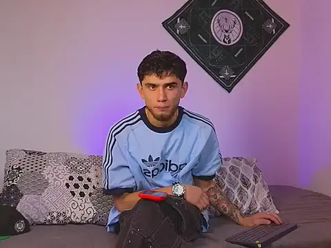 samevansx  online show from 09-27-25, 04:23