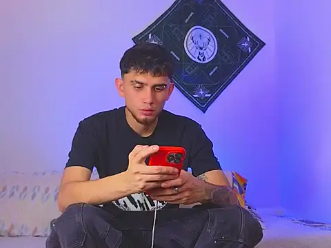 samevansx  online show from 11-20-25, 07:57