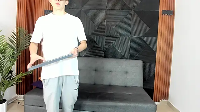 troy rouge online show from 03-14-25, 07:12