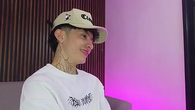 troy rouge online show from 09-10-25, 07:14