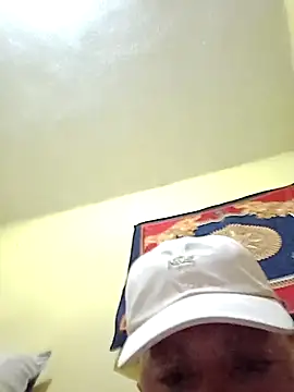 Snapshot of Brianmexboy chatting on 04-10-26, 08:08 Brianmexboy online show from 04-10-26, 08:08