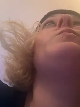 KITTYBOOBOOFUXX online show from 04-16-26, 04:46