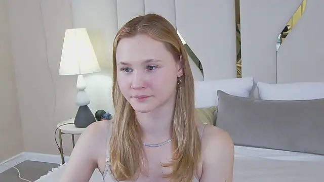 Snapshot of AmeliRoyse chatting on 04-23-26, 05:15 AmeliRoyse online show from 04-23-26, 05:15