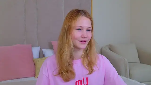 Snapshot of AmeliRoyse chatting on 05-14-26, 05:42 AmeliRoyse online show from 05-14-26, 05:42