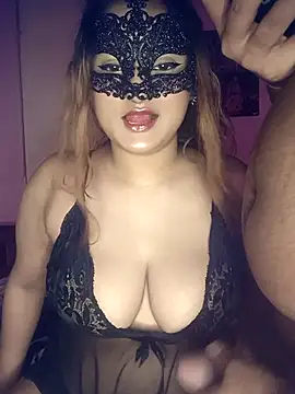 Snapshot of Young_couple6969 chatting on 10-07-25, 06:38 Young couple6969 online show from 10-07-25, 06:38