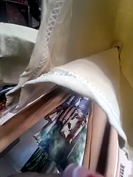 Milena Foox online show from 11-01-25, 07:49