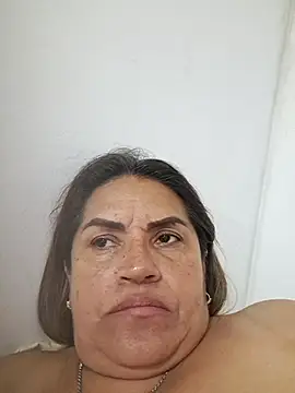 Milena Foox online show from 11-13-25, 04:06