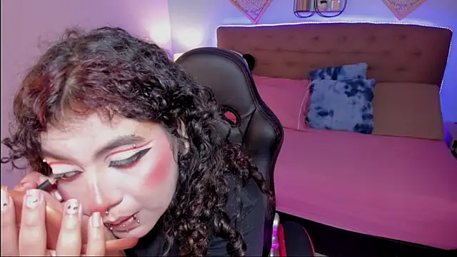  Lilly miller online show from 11-21-25, 07:56