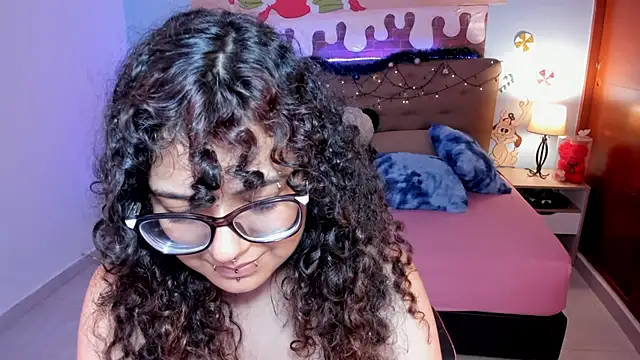  Lilly miller online show from 12-22-25, 07:00