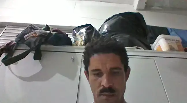 Gui23556 online show from 03-08-25, 01:17