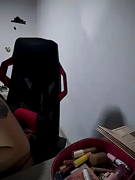 esmeralda jadees online show from 12-20-25, 08:38