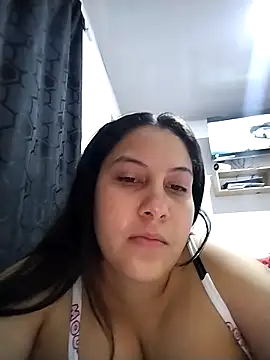 Snapshot of esmeralda_jadees chatting on 05-10-26, 01:49 esmeralda jadees online show from 05-10-26, 01:49