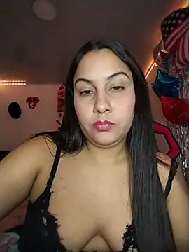 esmeralda jadees online show from 07-18-26, 12:04