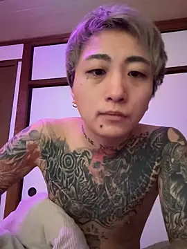 Snapshot of ryokunero chatting on 03-08-25, 11:49 ryokunero online show from 03-08-25, 11:49