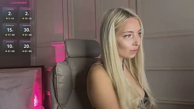 OhMyEmma online show from 03-10-25, 01:12