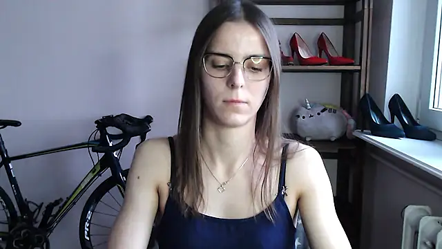 love megi online show from 01-12-26, 02:44